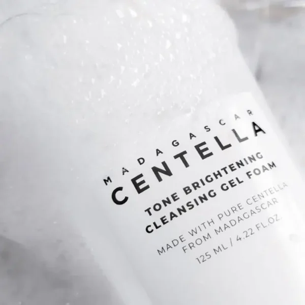 SKIN1004 Tone Brightening Cleansing Gel 125 gr  - Jabón Facial - Imagen 4