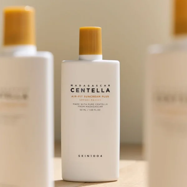 SKIN1004 Madagascar Centella Air-Fit Suncream Plus SPF 50+ - Protector Solar Mineral - 50 ml - Imagen 7