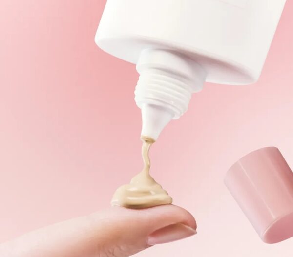 SKIN1004 Poremizing Velvet Finish - Fotoprotector SPF50+ - Imagen 2