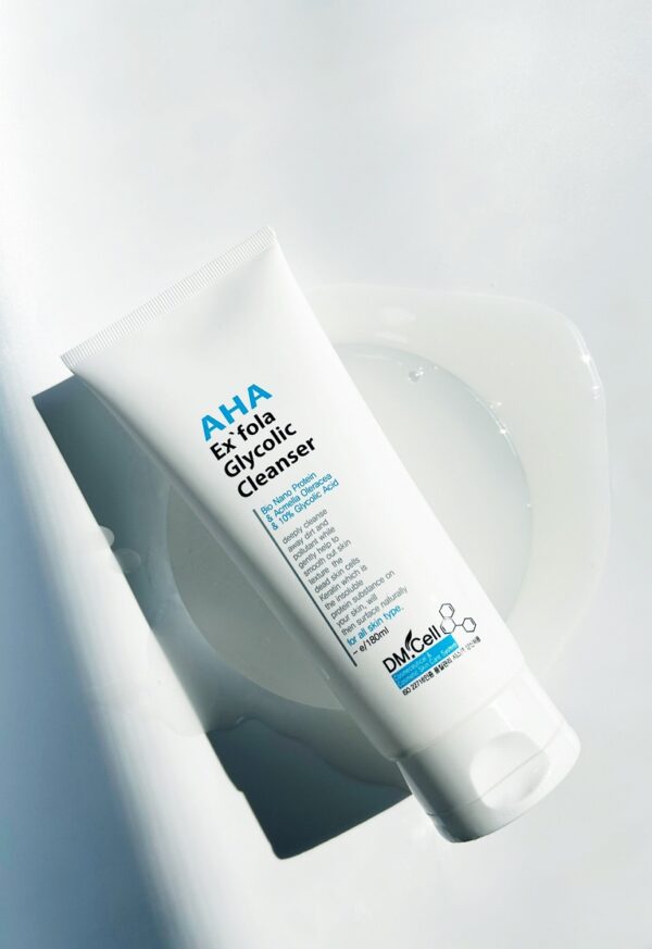 DM.CELL - AHA Exfola Glicolic Cleanser 180ml - Limpiador Facial - Imagen 3